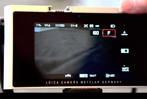 Leica T, nuovo sistema fotografico schermo LCD